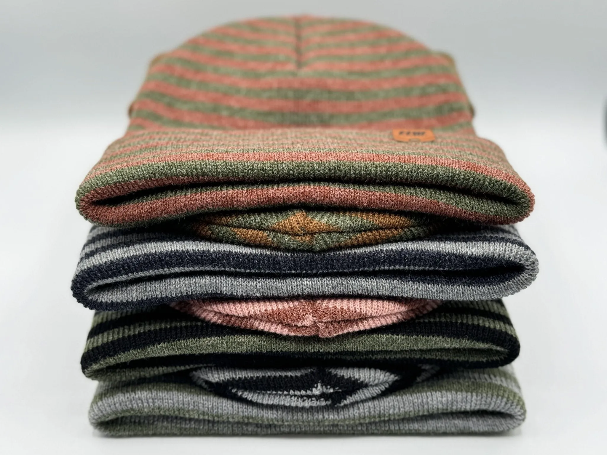 CTD205 HAAKWEAR Traditional RORO Cuffed Beanie / Hat - Green / Burgundy, Made in USA