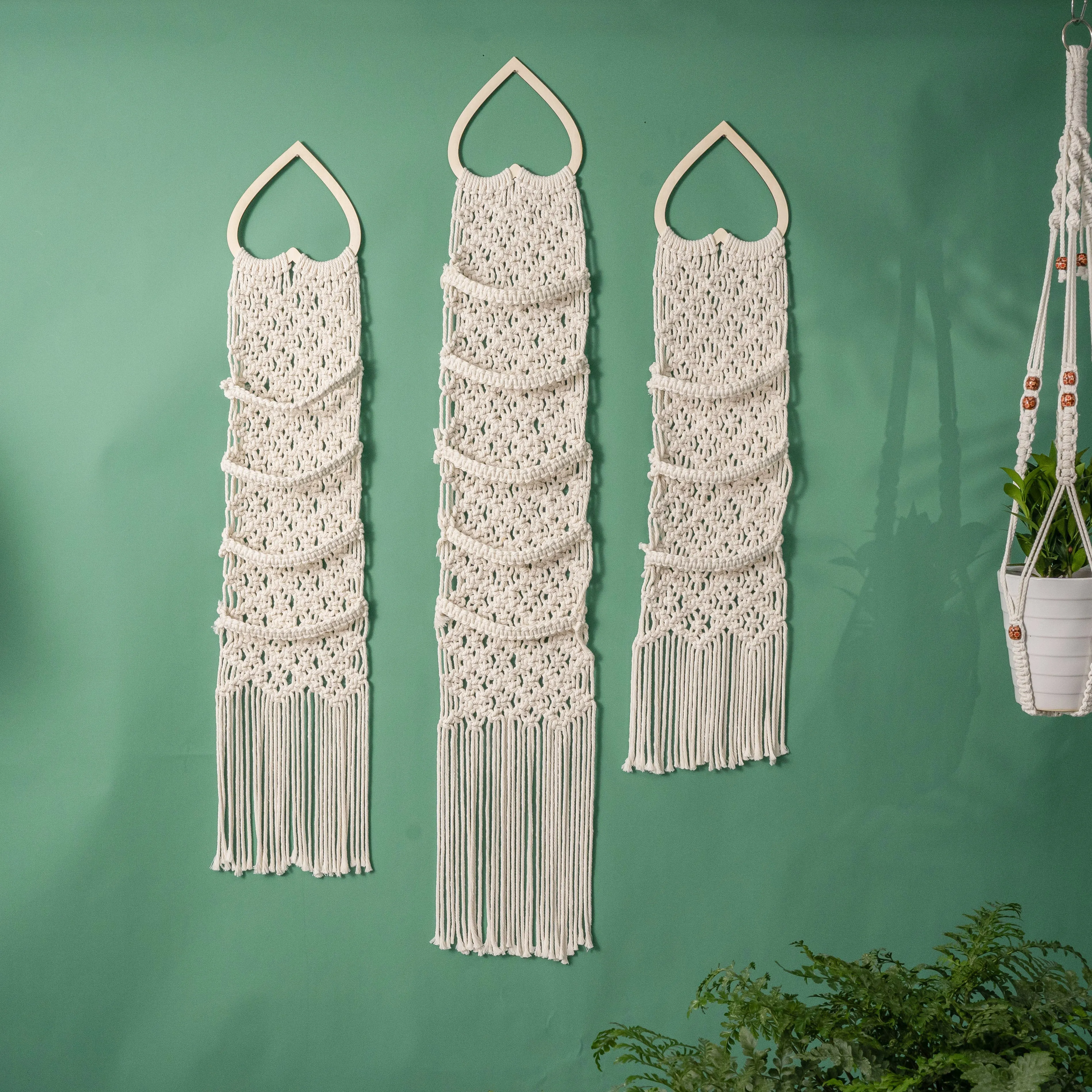 Handmade Macrame Baseball Cap Hanger, Wall Mounted Hat Display Rack