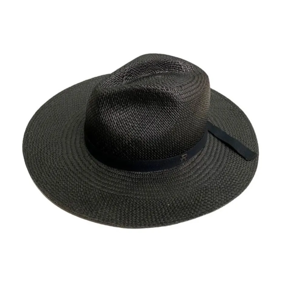 Paros - Black