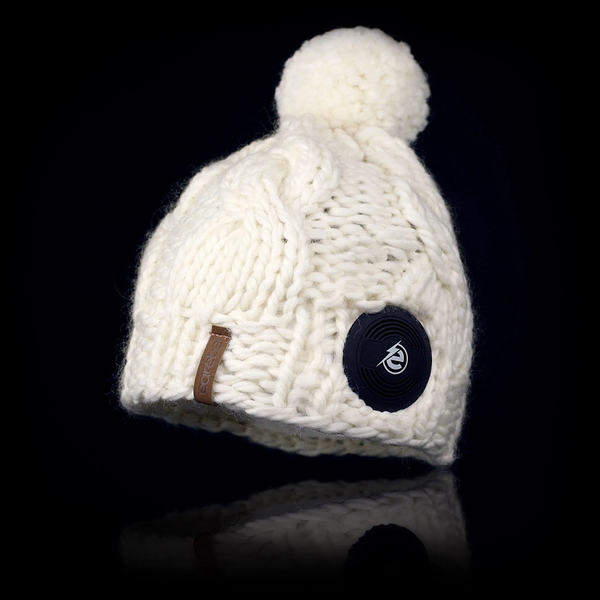 POMPOM BEANIE