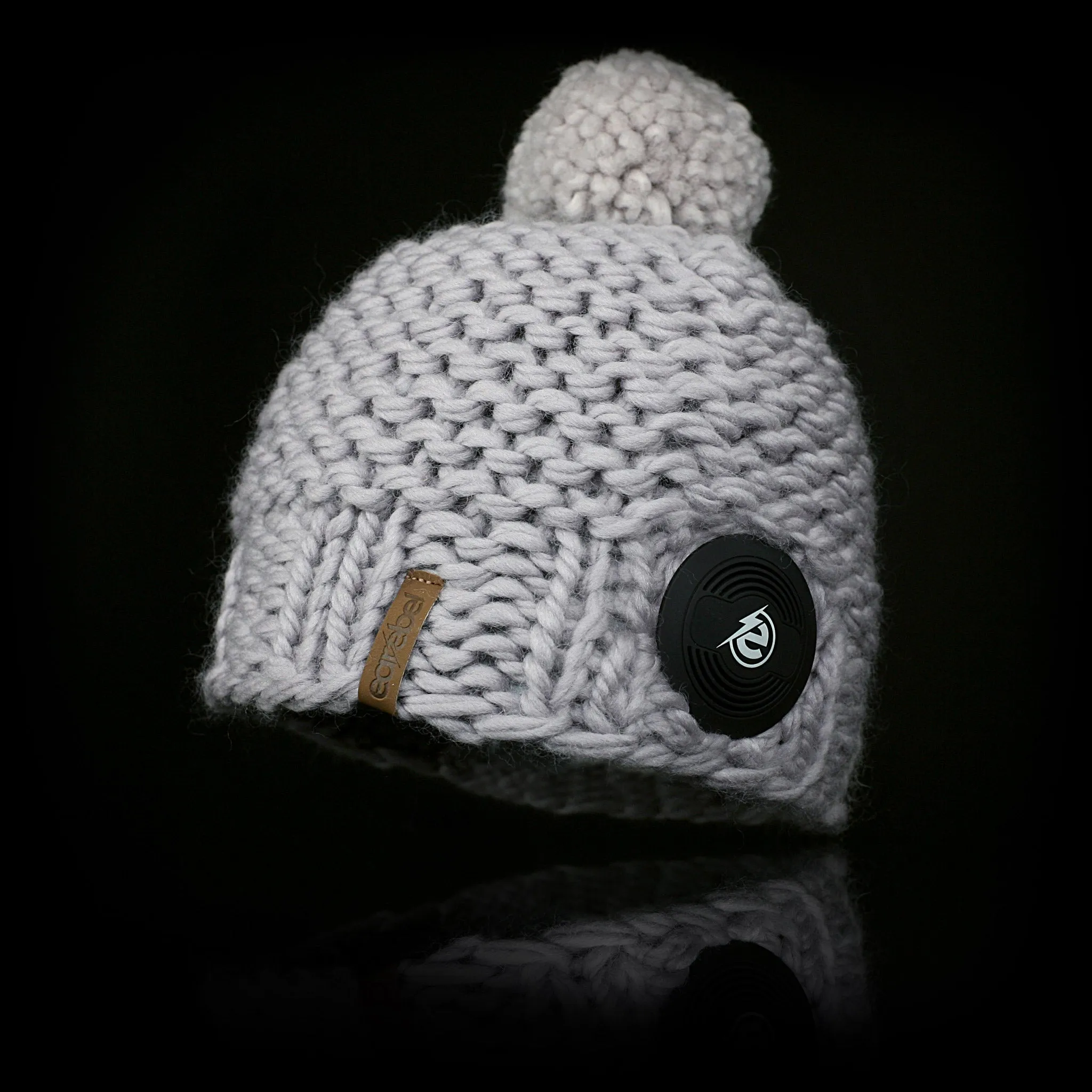 POMPOM BEANIE