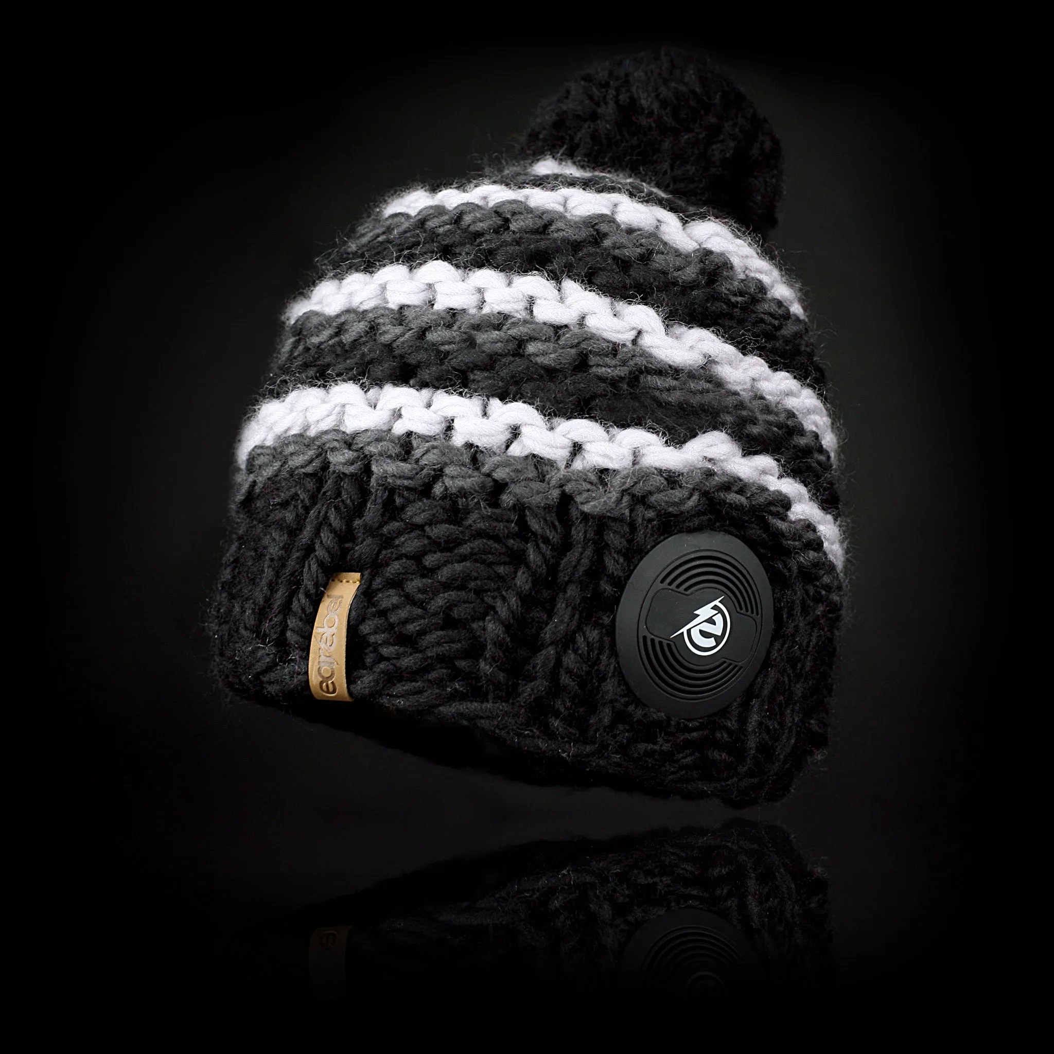 POMPOM BEANIE